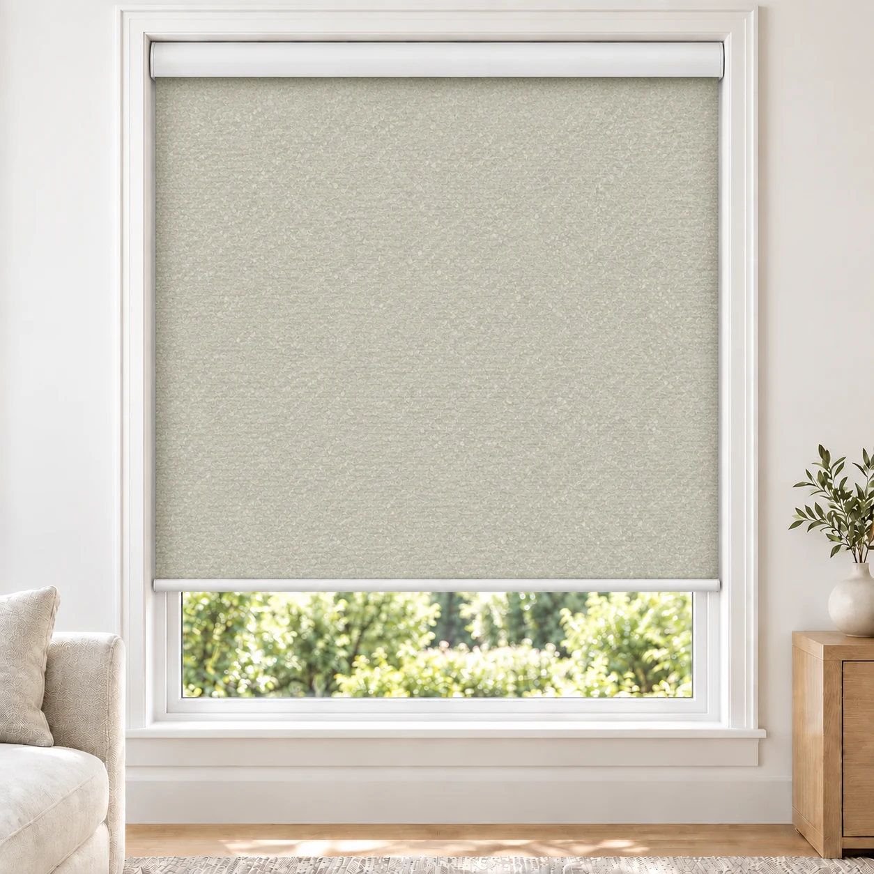 Warm Ivory AMUZEN standard roller blind in a bright living room, light filtering, fabric Amuzen-Ivory-LF