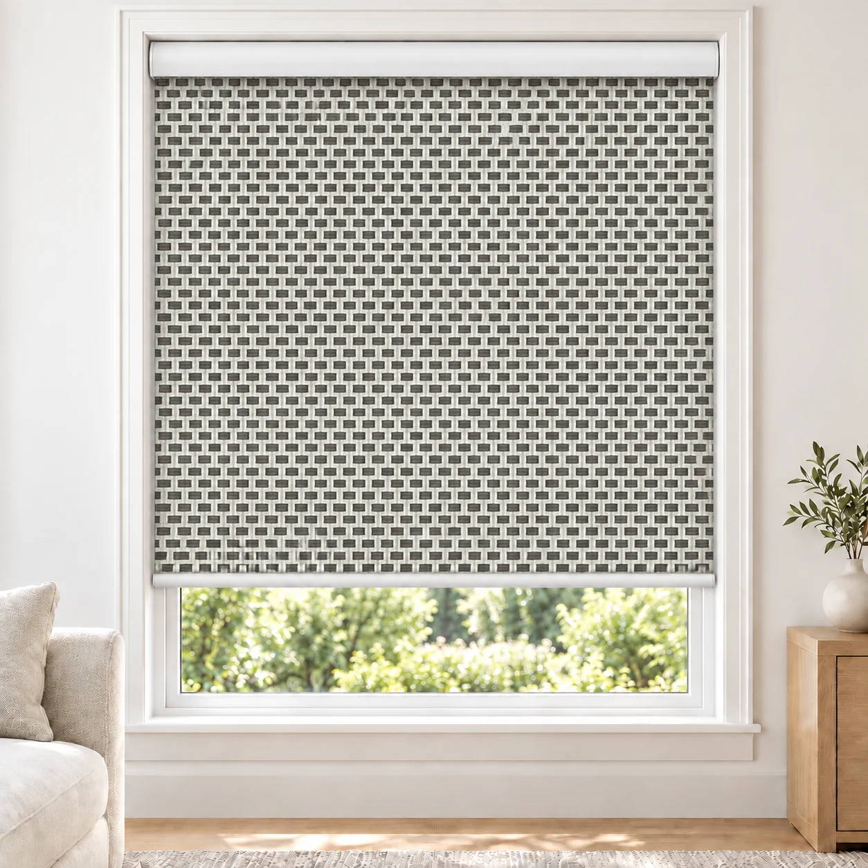 Stone Grey SCREEN-0PCT standard roller blind in a bright living room, blackout, fabric Grey0PCT-SC-A9-503-BO