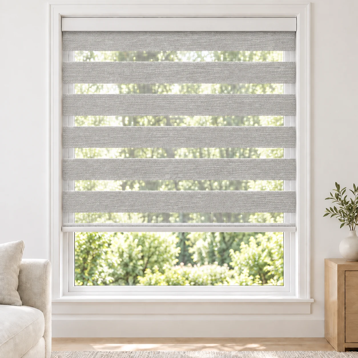 Soft White AQUAWIDE4 standard zebra blind with alternating fabric and sheer bands in a bright living room, AQUAWIDE4-WHITE-LF